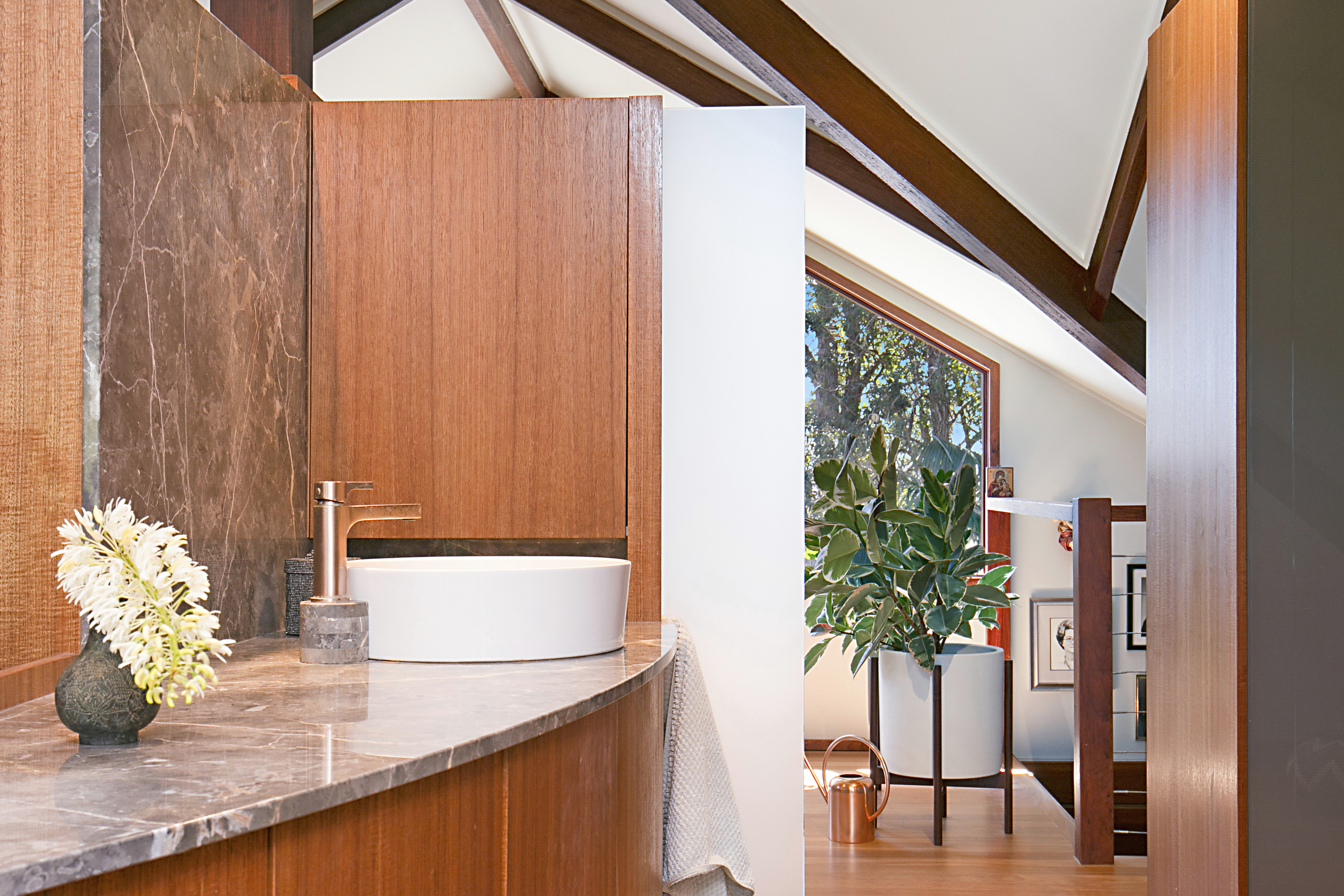 Serra Luma residence and studio